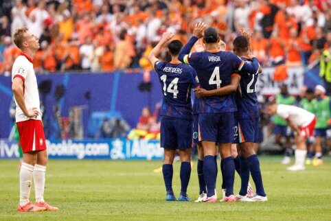 "Netherlands crushed Romania at the European Championship"