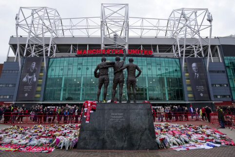 Man Utd plans a stadium with a capacity of 100,000 spectators.