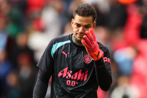 Ederson: "I will stay at Manchester City in the upcoming season"