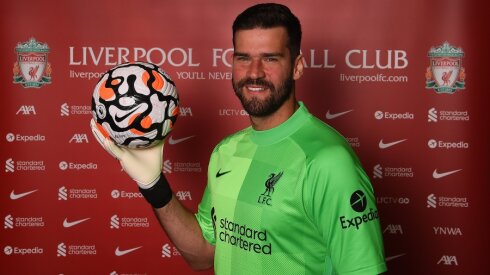 Alisson will not play until the national team window in November.