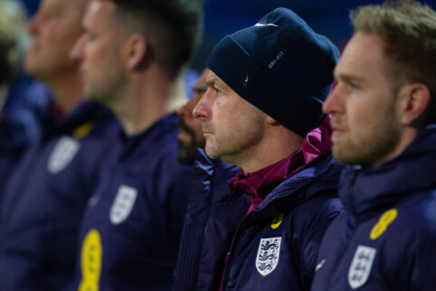 L. Carsley introduced a 'secret weapon' at the England national team's training.