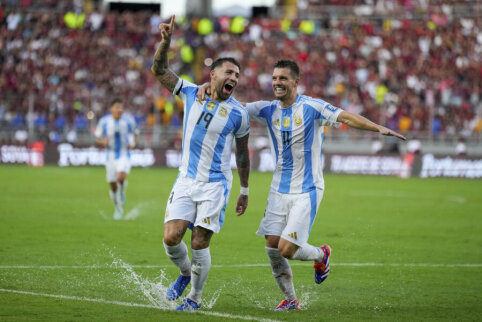 In a rain-soaked stadium – Argentina’s draw with Venezuela