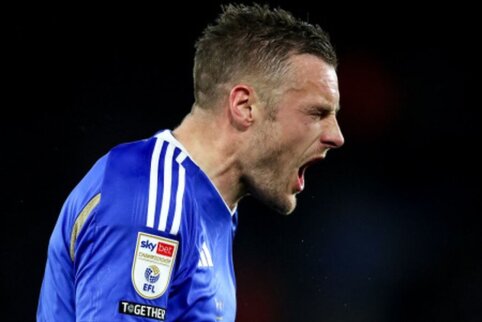 J. Vardy considers two possible career paths