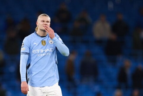 Manchester City played a high-scoring draw with Crystal Palace.