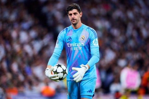 T. Courtois: "I told F. Valverde that his next vacation will be in a few years."