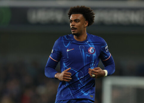 Juventus has reached an agreement with Chelsea for the loan of a left-back.