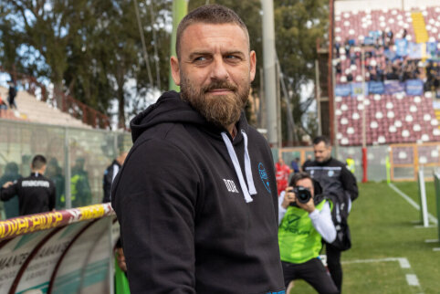 D. De Rossi acquired his childhood club