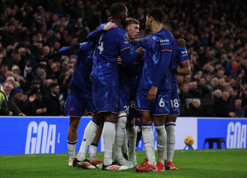 Chelsea players celebrated victory in the London derby and climbed into the top four.