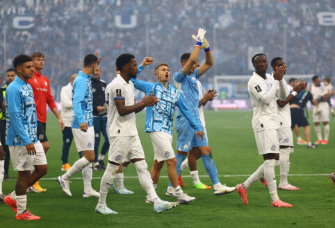 In France, the Marseille club celebrated an important victory.