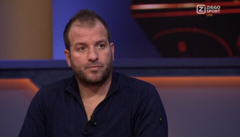 R. van der Vaart highlighted one very annoying thing about England