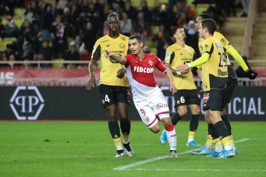 "Man Utd" closely monitors the situation of W. Ben Yedder