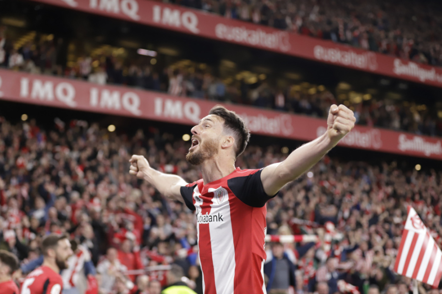 "Athletic" club legend A. Aduriz says goodbye to football