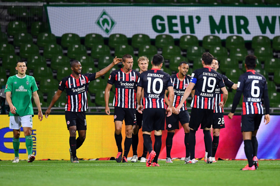 "Eintracht" celebration of important victory in the fight for survival