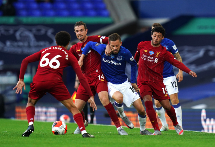 "Liverpool" started the title race on equal terms with "Everton"