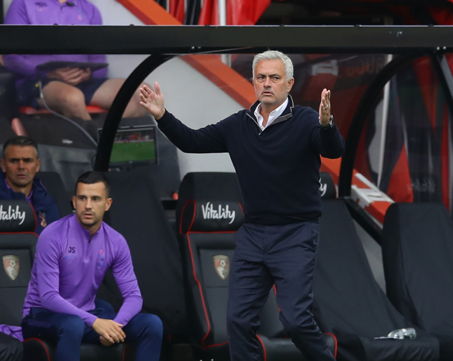 J. Mourinho mocked "Man Utd" 11 meter penalty record