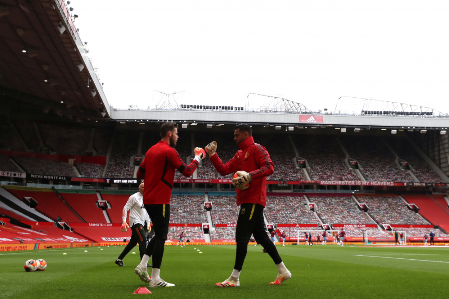 "Man Utd" deal for J. Grealish - attempt to involve a goalkeeper