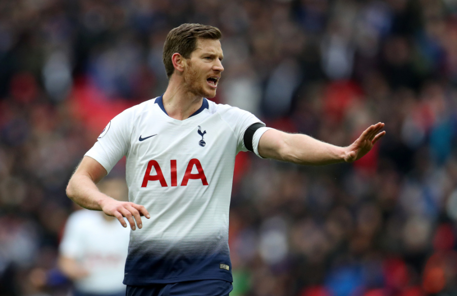 J. Vertonghen leaves "Tottenham"