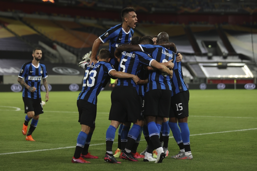 "Inter" crushes "Shakhtar" and advances to the Europa League final