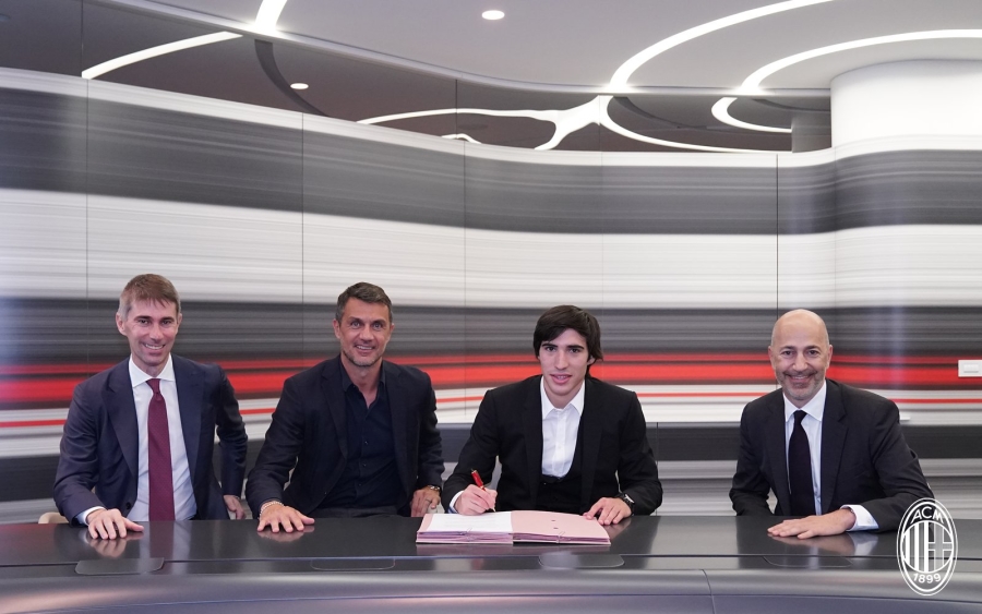 Official: S. Tonali will play for "AC Milan" in the upcoming season