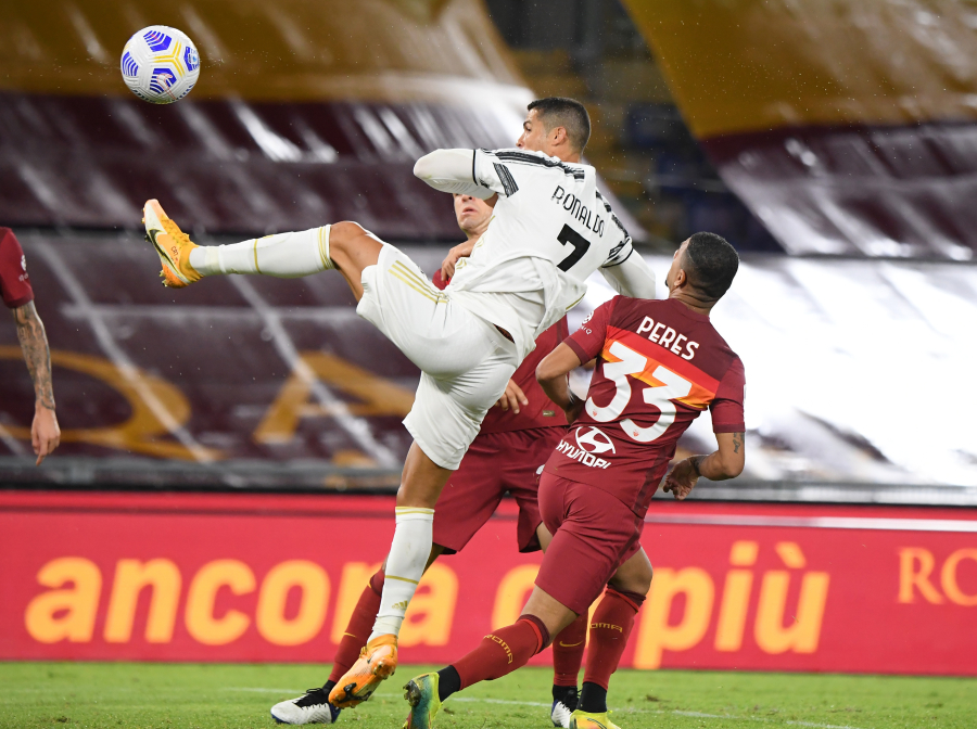 C. Ronaldo's double helped "Juventus" secure a point in Rome