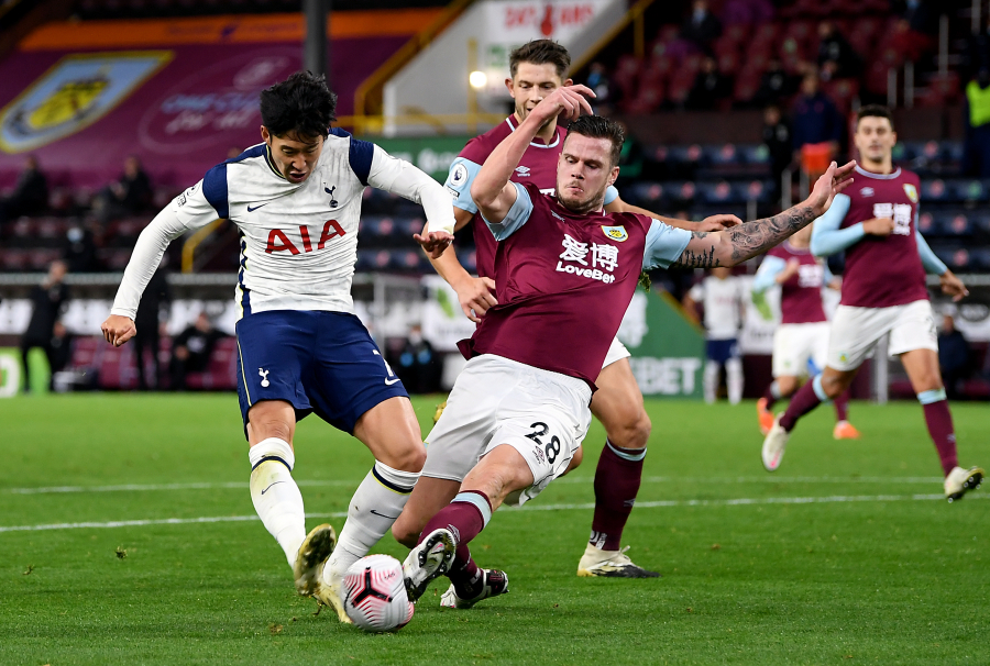 "Tottenham" defeated "Burnley" team only at the end of the match.