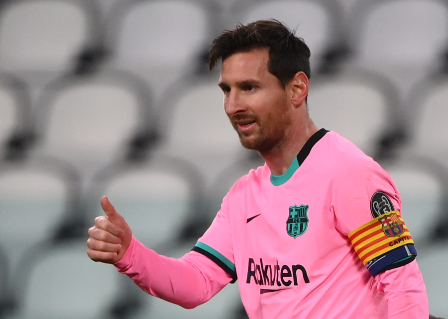 L. Messi pays a large part of his salary for taxes