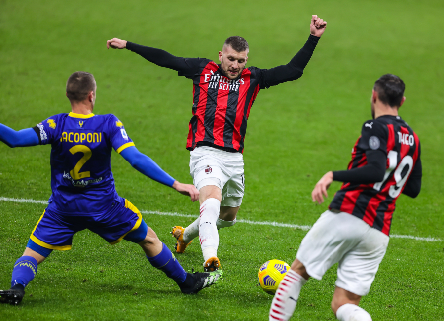 "AC Milan" narrowly avoided their first defeat in the Italian league in added time