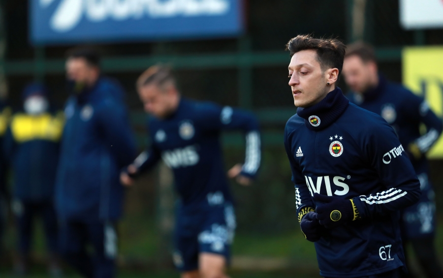 M. Ozil officially joined "Fenerbahce"