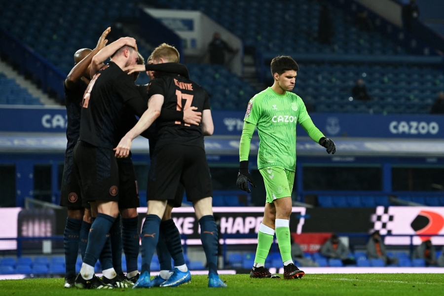 "Man City" team facing a serious challenge advanced to the semi-finals of the FA Cup