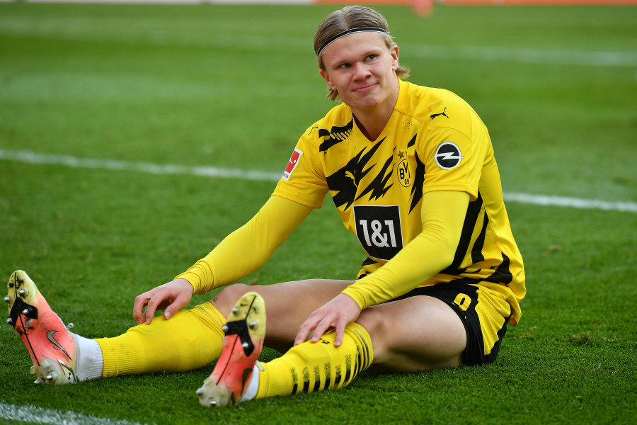 "Borussia" announced the price of E. Haaland.