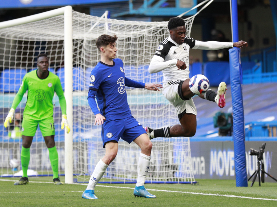 "Chelsea" dealt with "Fulham" at home