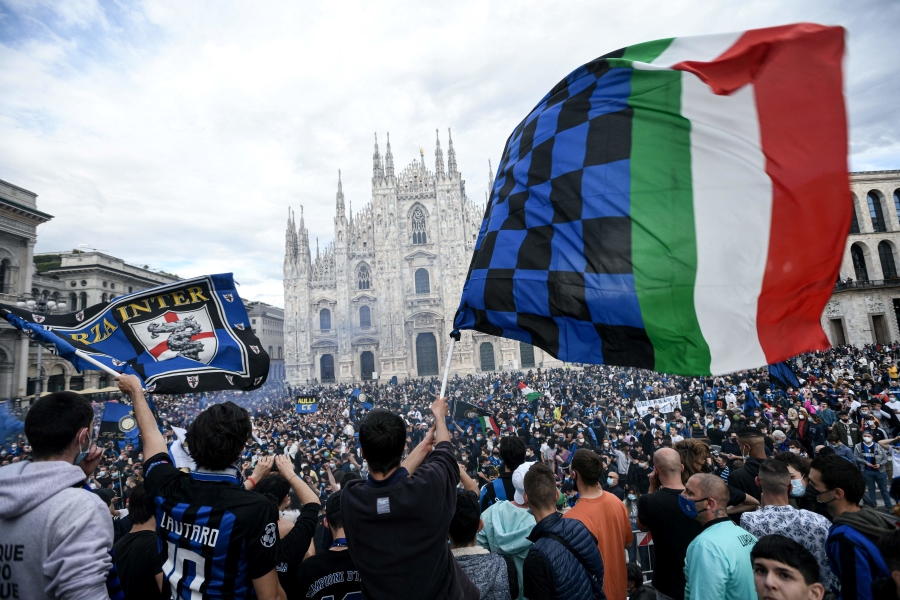 "Inter" ultras met with team players and coach