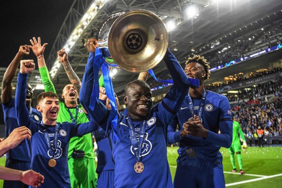 N. Kante caught the COVID-19 virus