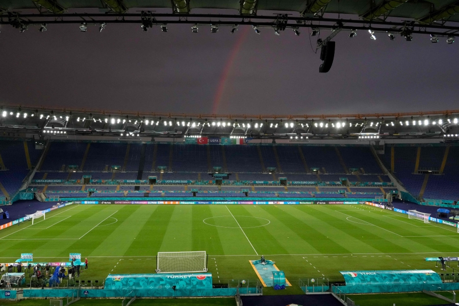 Review of the first day of EURO 2020: opening ceremony and Turkish challenge to Italians.