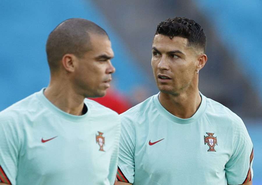 Transfers and rumors of August 28: C. Ronaldo's salary and his departure from "Real"