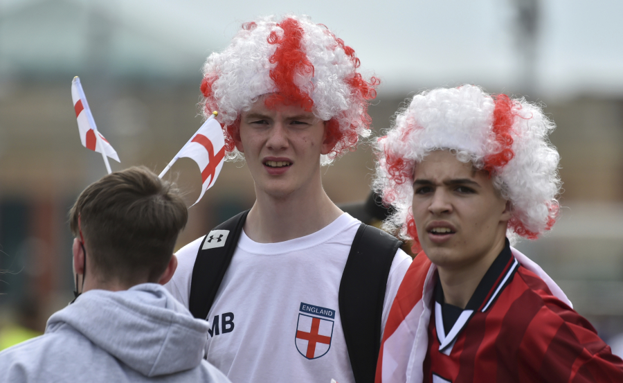 Euro 2024": police prepare to defend English fans from Serbian hooligans.