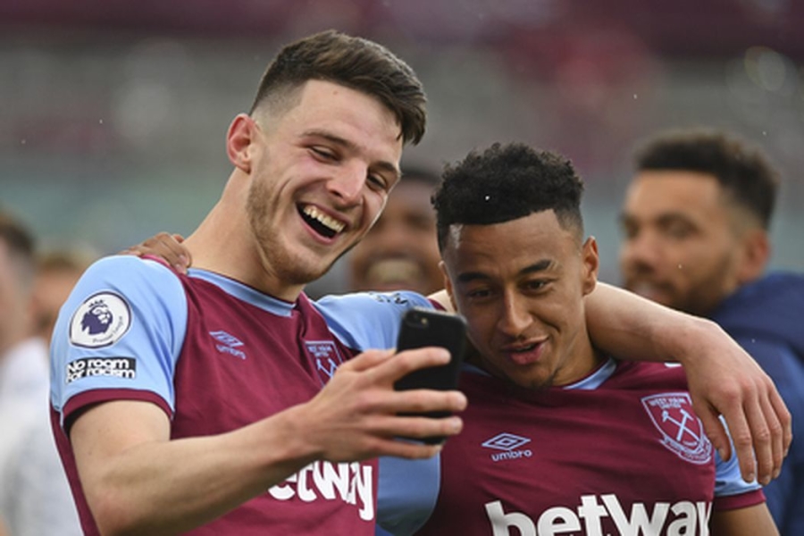 D. Rice rejected two new "West Ham" contract offers