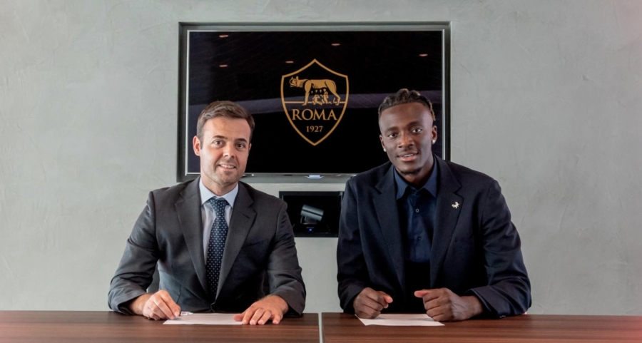 Official: T. Abraham has moved to "AS Roma"