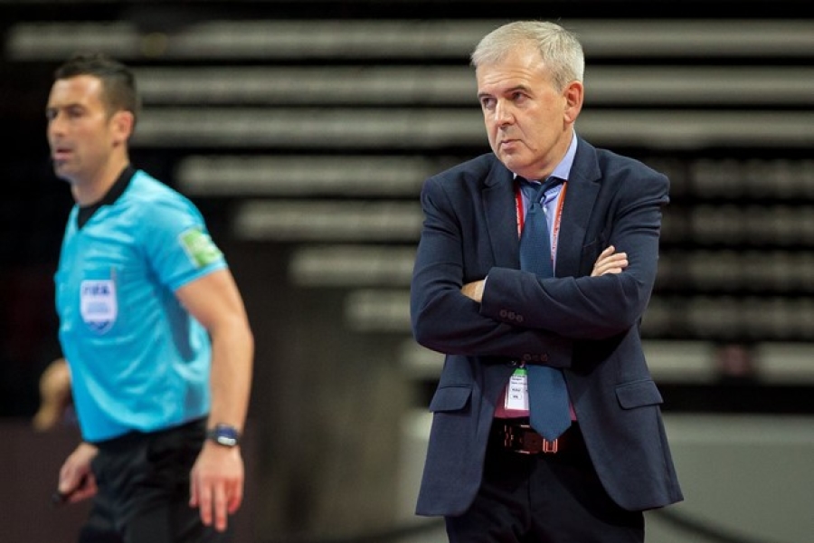 "LFF bid farewell to the men's national futsal team coach"