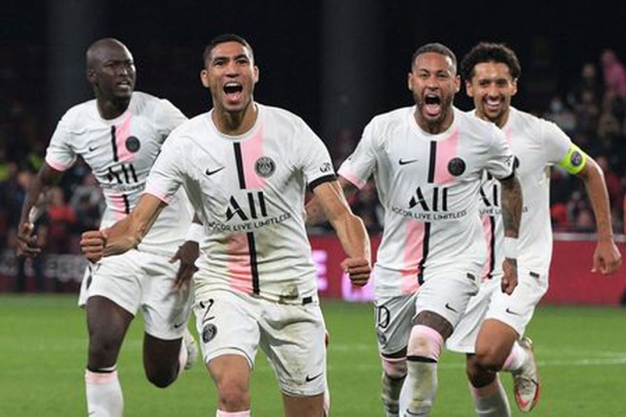 PSG clinched another dramatic victory in the last minutes