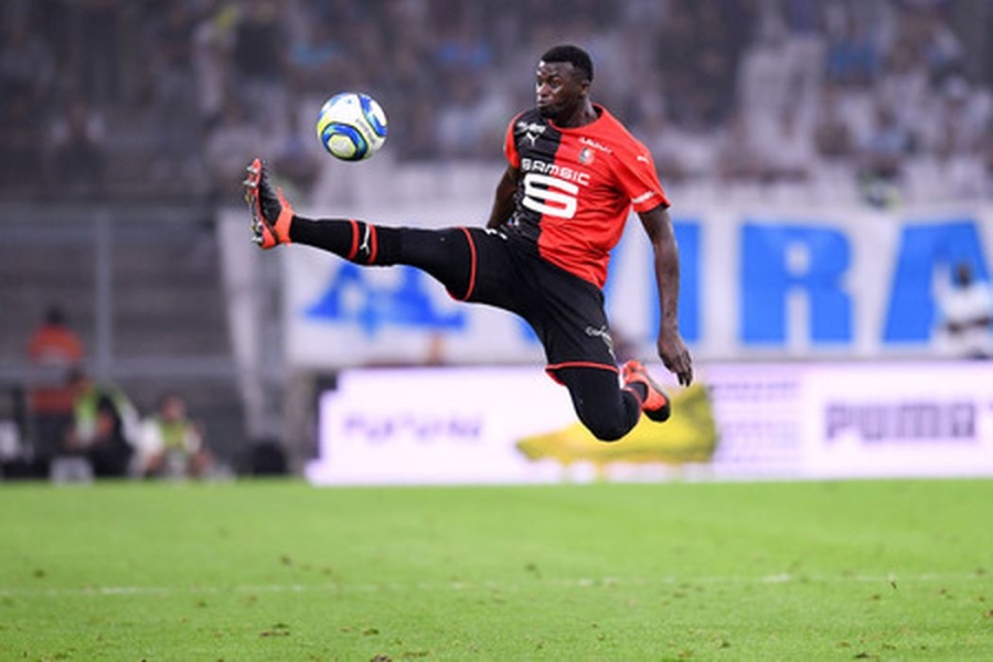 The use of the "joker" right in France: M. Niang is moving to "Bordeaux"