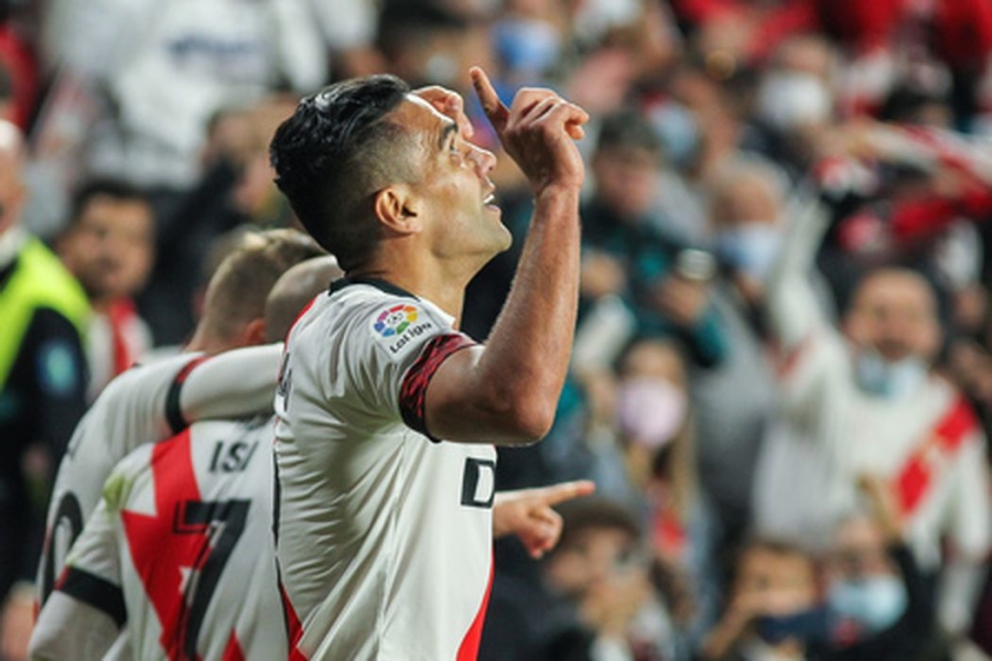 "Rayo Vallecano intends to extend the contract with R. Falcao"