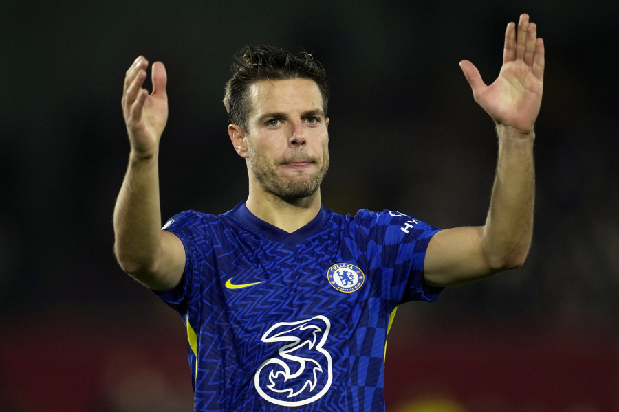 C. Azpilicueta agreed to join the "Barcelona" team