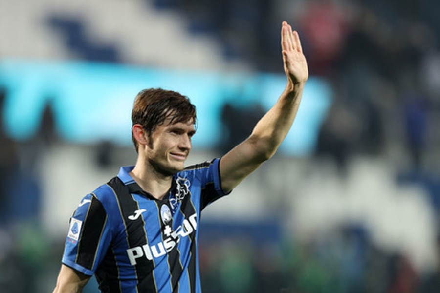 M. de Roon: "I won't be able to play in the European Championship