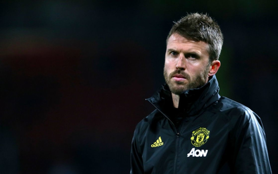 M. Carrick unexpectedly left "Man Utd"