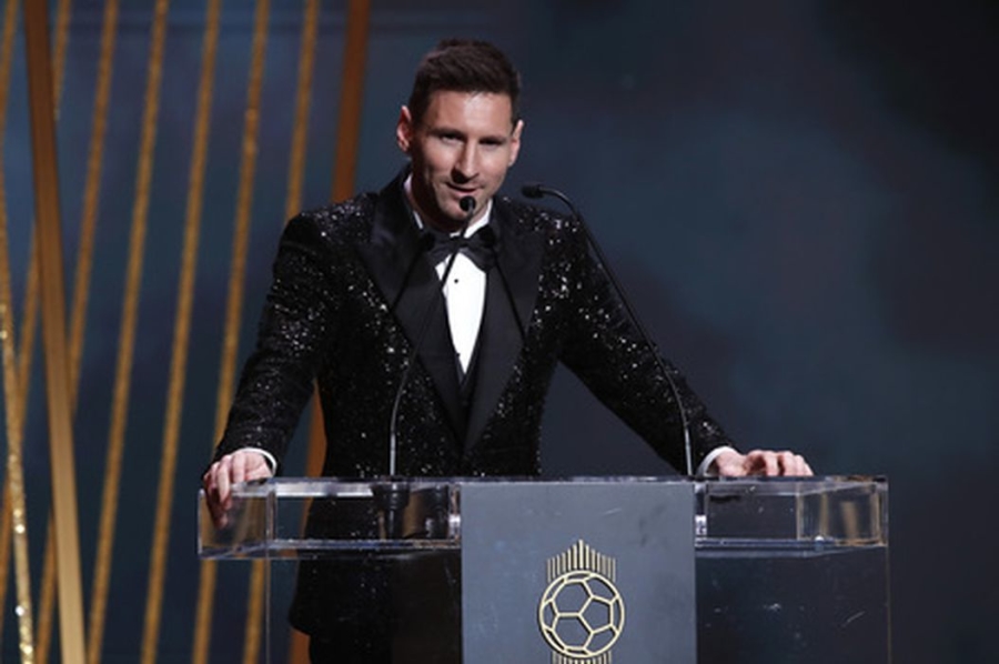 Messi's message to R. Lewandowski: "Robert, you deserve your "Ballon d'Or" title"