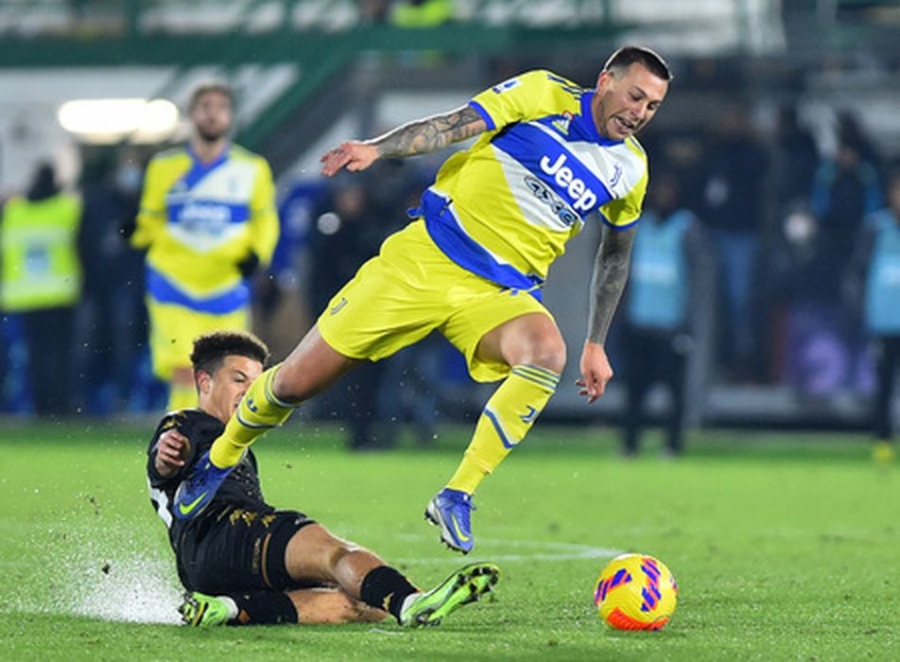 F. Bernardeschi joins L. Insigne at "Toronto" club