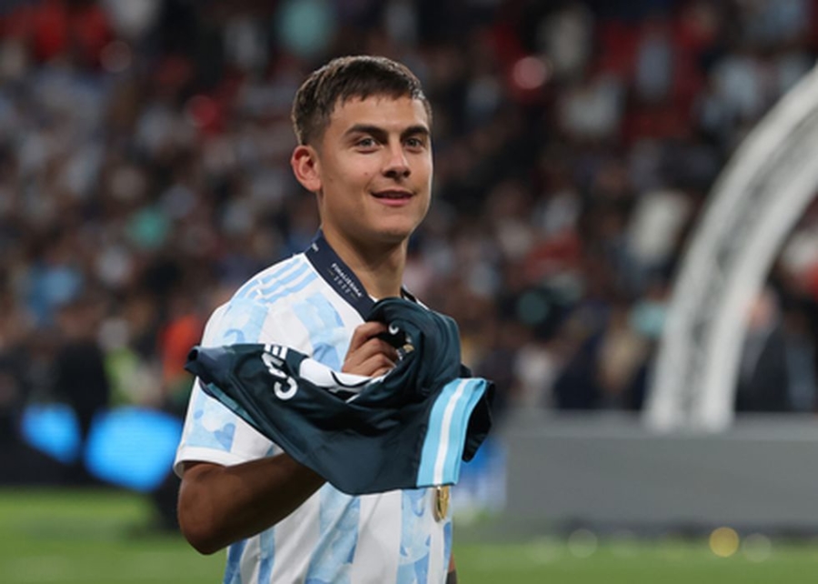 Official: P. Dybala joined "Roma"