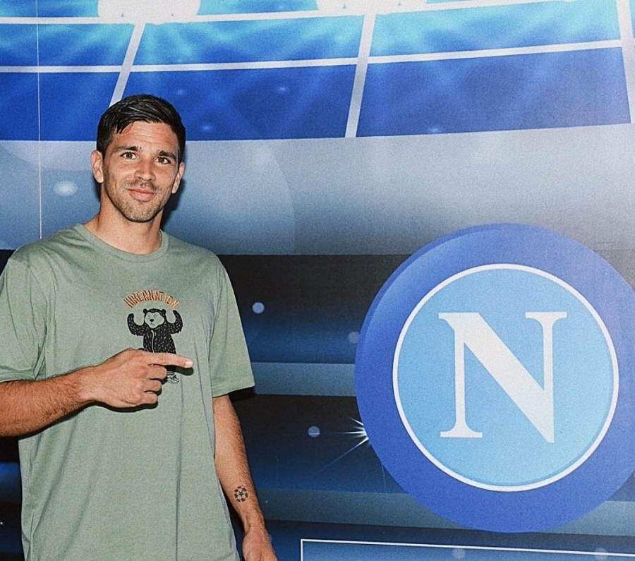 Official: "Napoli" signed G. Simeone