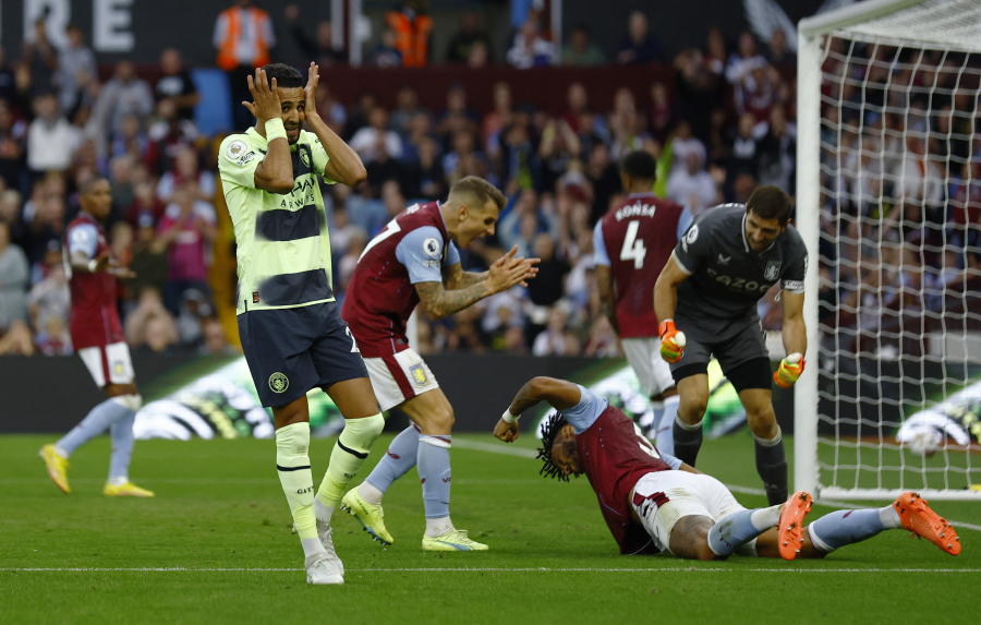 "Manchester City" failed to beat "Aston Villa" team's footballers